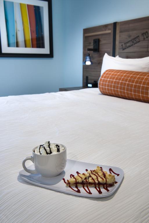 Margaritaville Island Hotel Пиджен Фордж Екстериор снимка
