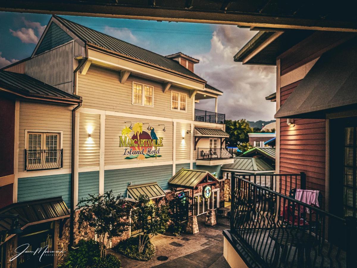 Margaritaville Island Hotel Пиджен Фордж Екстериор снимка