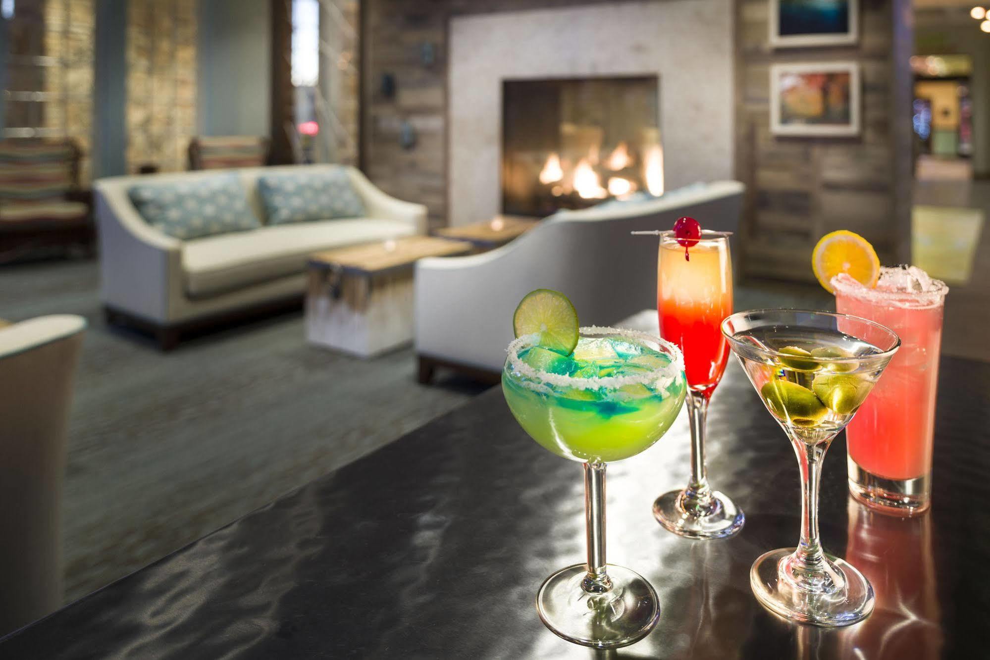 Margaritaville Island Hotel Пиджен Фордж Екстериор снимка